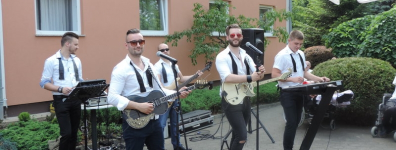 Tamburaška fešta mjeseca